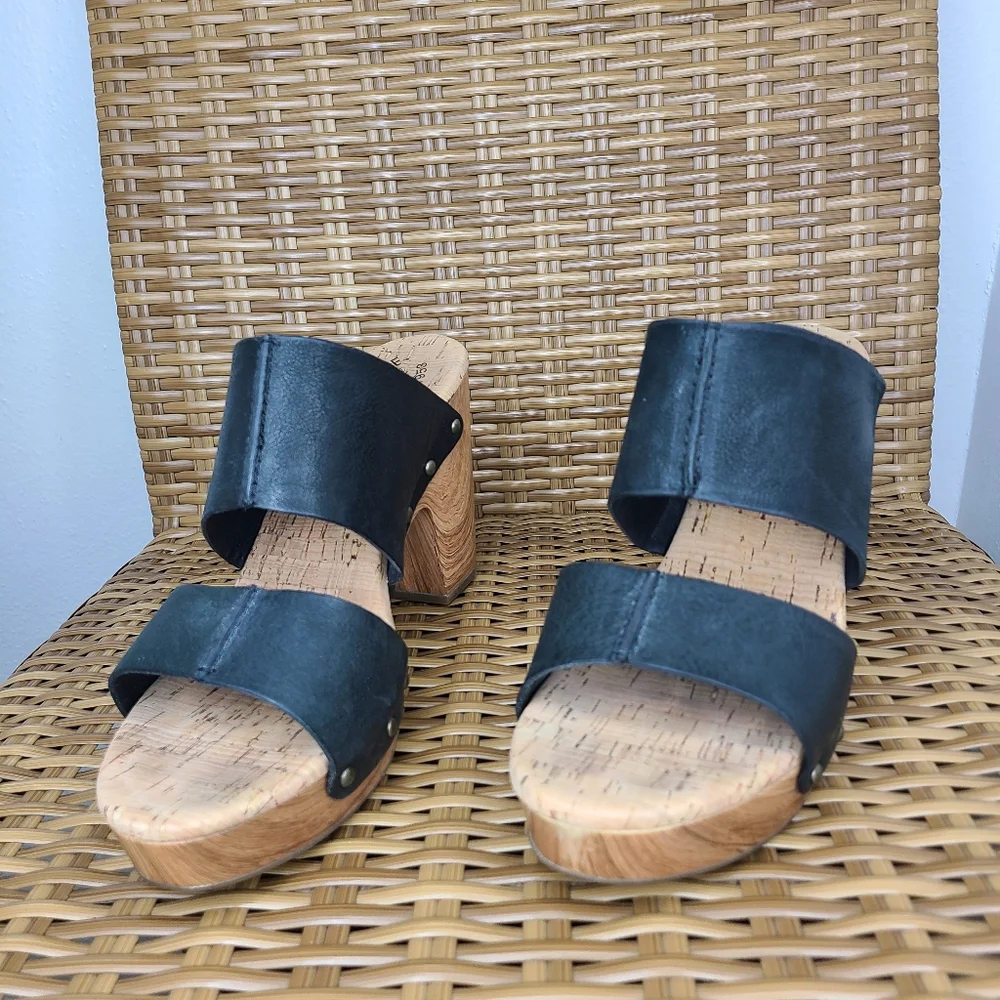 Kork-Ease Darra Shoes Leather Platform Open Toe Sandals Black Studs Size 10